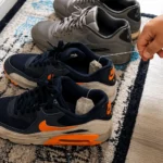 Teafiltereket tett a cipőjébe, olyan problémát oldott meg ezzel, amire nem sokan gondolnak