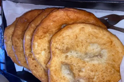 Burgonyás lángos recept: csináltam már egy pár féle lángost, de ilyen finom még egyik se volt