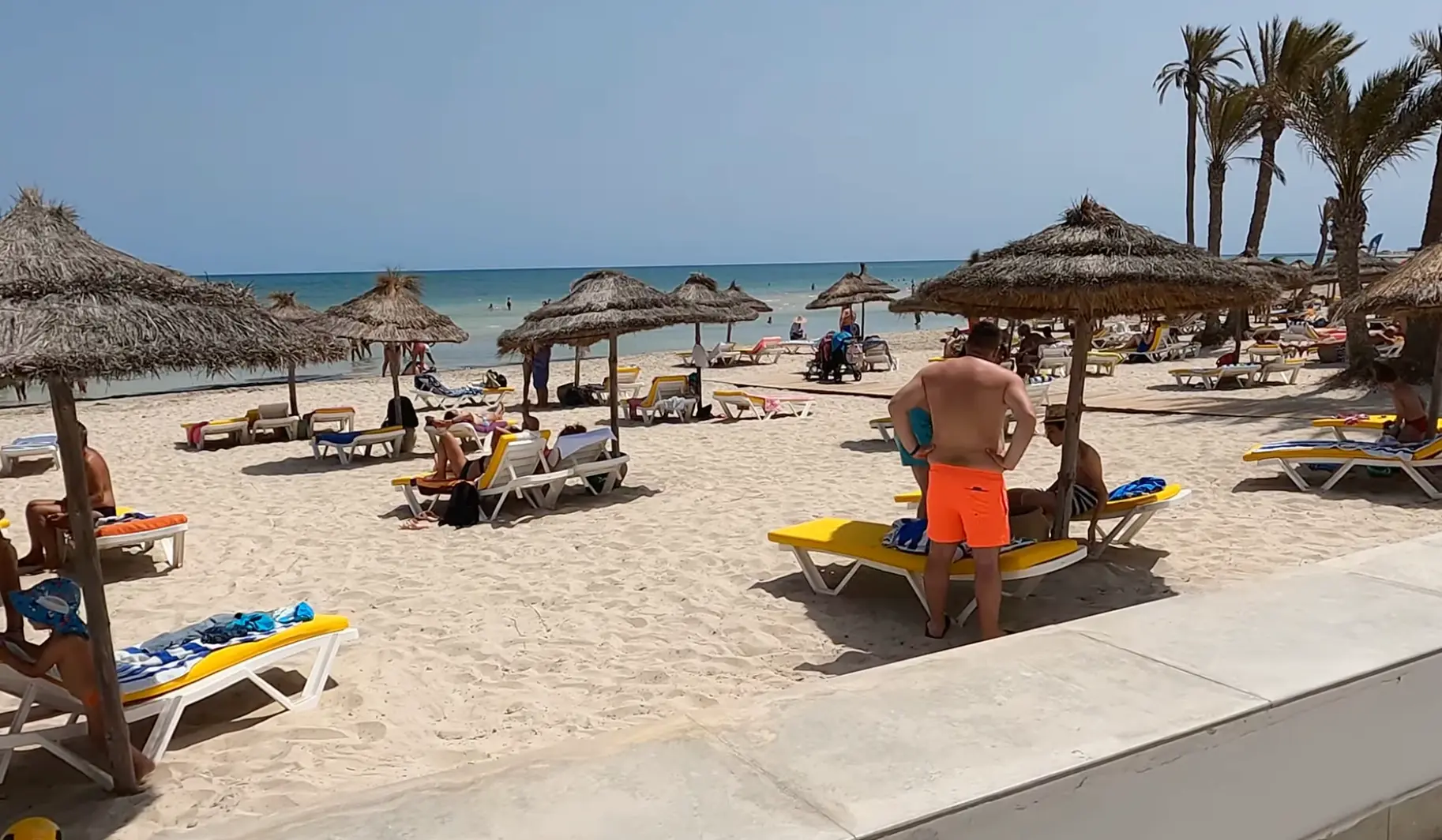 Ősszel is kellemes a tenger: a magyarok felfedeztek egy szigetet, ahol egy ebéd alig 1000 forint, a taxi pedig fillérekbe kerül