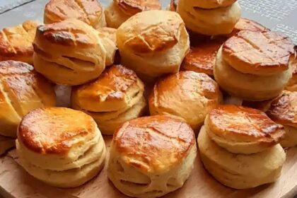 Hajtogatott burgonyás pogácsa recept: könnyű, levegős és puha