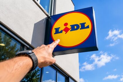 1999 Ft ért adja a zuhanyfüggönyt, ennyiért nagyon megéri