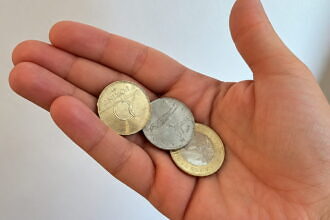Akár a te pénztárcádban is lehet ilyen 50 forintos, nagyon sokat érhet a hibásan készült érme