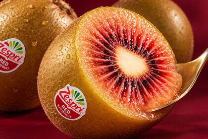 Megjelent az első piros húsú kiwi az európai boltokban, Belgium kapta elsőként